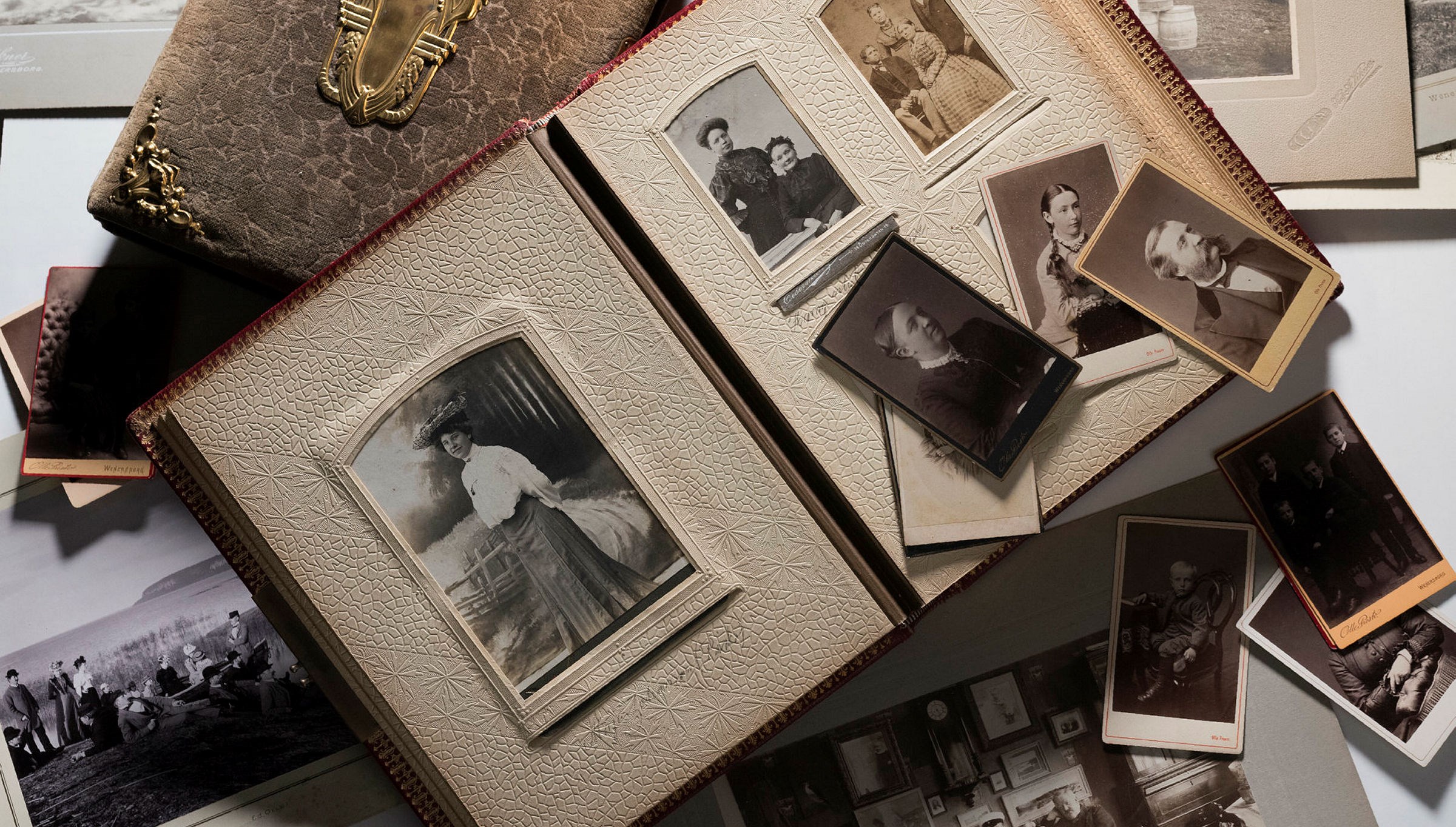 Gammalt fotoalbum, fotomagasinet, Kulturlagret, Vänersborg.